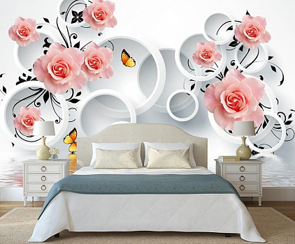 Бутоны роз над водой в интерьере спальни