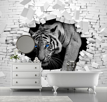 Тигр проходящий сквозь белую стену в интерьере ванной