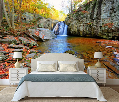 Осенний водопад в интерьере спальни