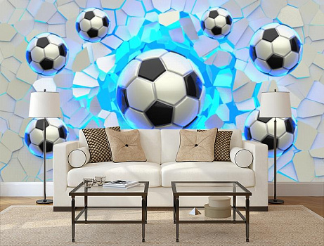 Футбольные мячи в интерьере гостиной с диваном