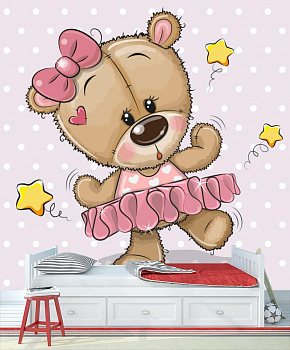 Девочка-медвежонок в интерьере детской комнаты мальчика