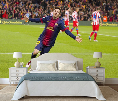 Футболист Месси в интерьере спальни