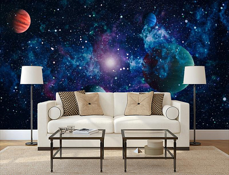 Космические планеты в интерьере гостиной с диваном