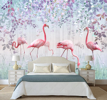 Розовые фламинго на прогулке в интерьере спальни