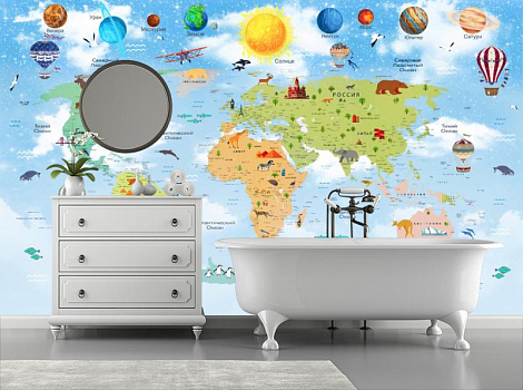 Детская карта мира с планетами в интерьере ванной