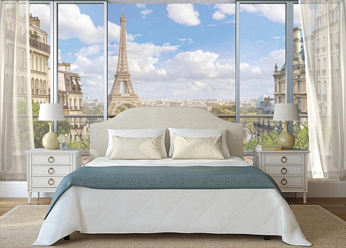 Окно в Париж в интерьере спальни