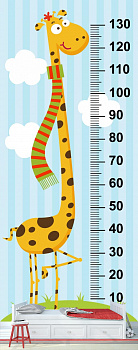 Жирафик ростометр в интерьере детской комнаты мальчика