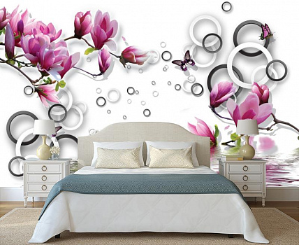 Розовые цветы с кольцами в интерьере спальни