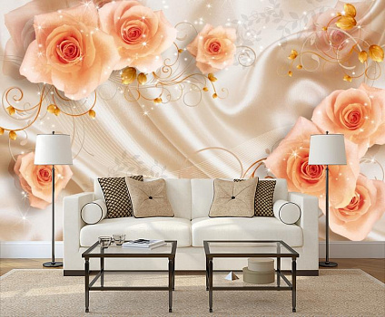 Чайные розы на молочном шелке в интерьере гостиной с диваном