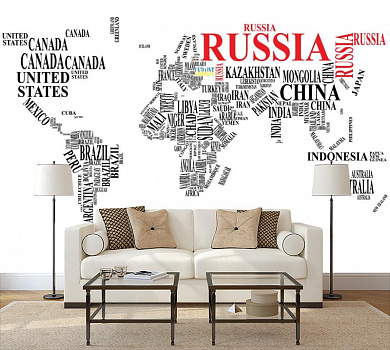 Оригинальная карта мира  в интерьере гостиной с диваном