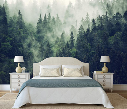 Туманный еловый лес в интерьере спальни