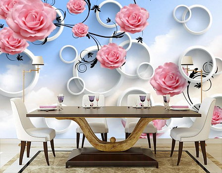 Розовые розы с белыми кругами в интерьере кухни с большим столом