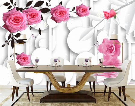 Яркие розы в интерьере кухни с большим столом