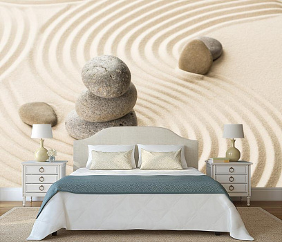Золотистый песок и камни в интерьере спальни