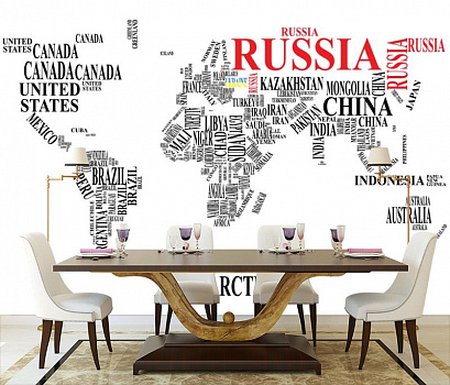Оригинальная карта мира  в интерьере кухни с большим столом