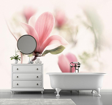 Нежность цветов в интерьере ванной