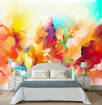 Разноцветная абстракция в интерьере спальни