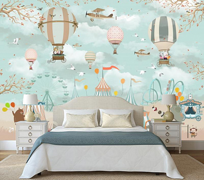 Цирк Шапито с самолетами и воздушными шарами в интерьере спальни