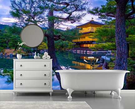 Японский дом у реки в интерьере ванной