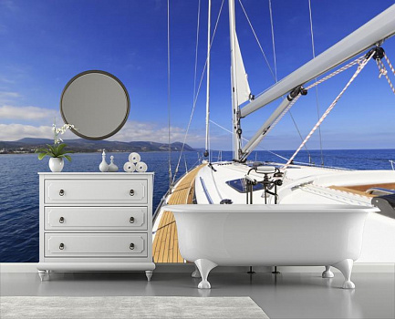 Белая палуба корабля в интерьере ванной