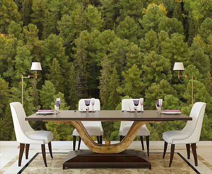 Зеленый хвойный лес в интерьере кухни с большим столом