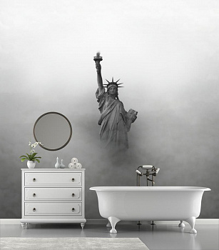 Статуя Свободы в интерьере ванной
