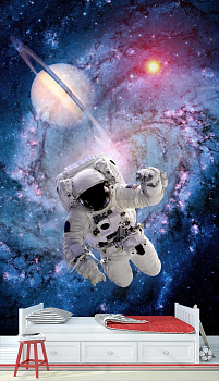 Космонавт в открытом космосе в интерьере детской комнаты мальчика