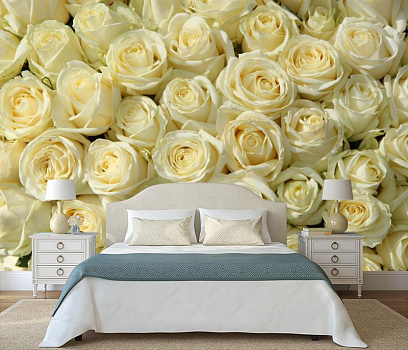 Гармония белых роз в интерьере спальни