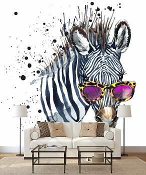 Зебра в фиолетовых очках в интерьере гостиной с диваном