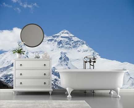 Снежные горы в интерьере ванной