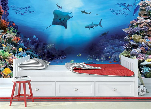 Рыбы и кораллы в интерьере детской комнаты мальчика