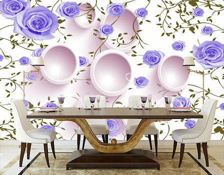 Синие розы с кольцами в интерьере кухни с большим столом