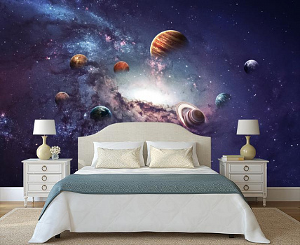 Красота планет в интерьере спальни