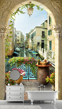 Балкончик с видом на Венецианский канал в интерьере ванной